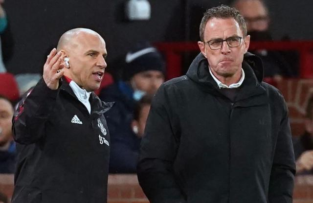 开云线上入口-朗尼克：曼联下半场冒险得到回报 C罗踢出最佳表现