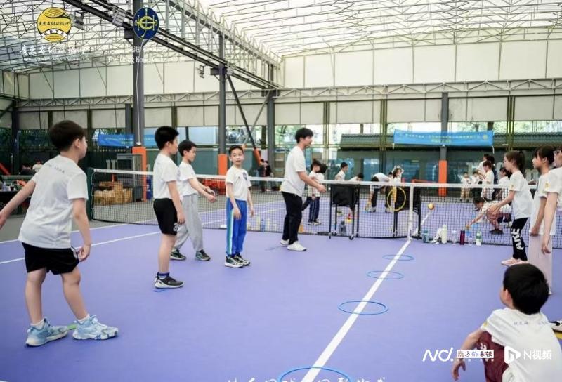开云登录网址入口-粤港澳大湾区青少年体育发展计划网球培训增城站开营