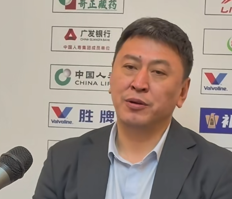 开云网站-惜败北京发布会!王世龙认可攻守被杰曼打服,祝铭震强调积极训练
